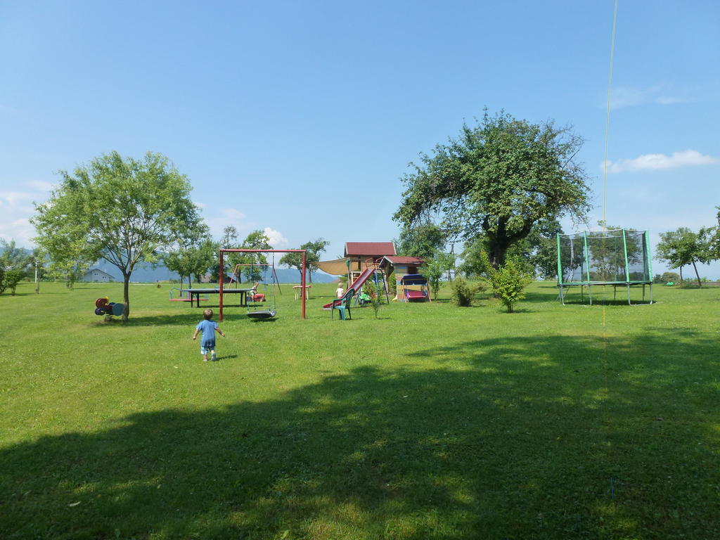 Appartement Landhaus Felsenkeller Sankt Kanzian am Klopeiner See Eksteriør bilde