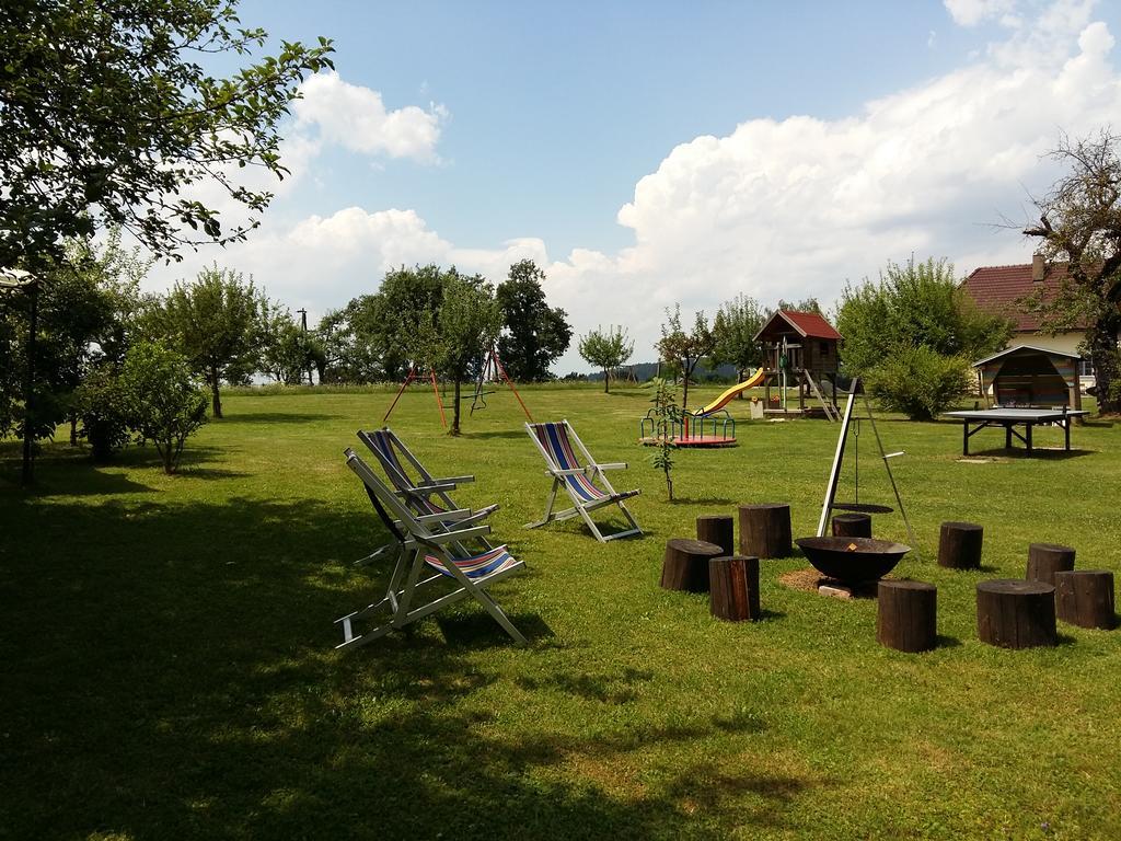 Appartement Landhaus Felsenkeller Sankt Kanzian am Klopeiner See Eksteriør bilde